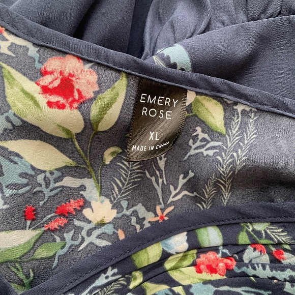 Emery Rose Asian Inspired Floral Dress - EUC - Picture 5 of 5